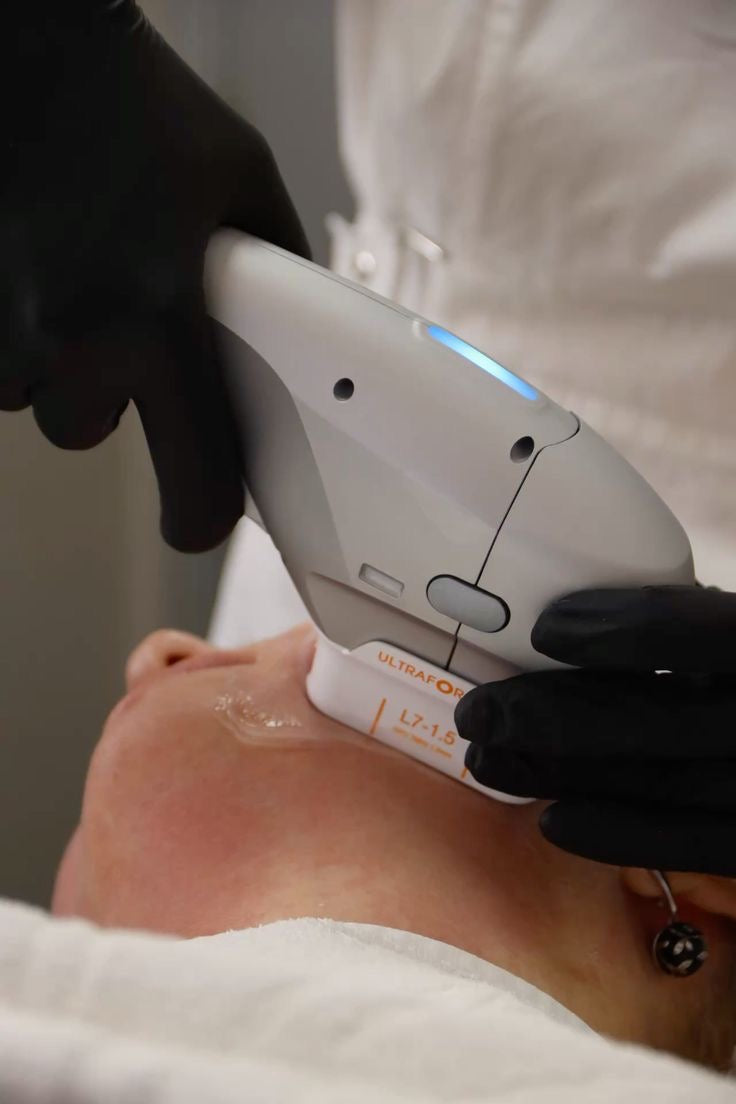 Hifu rostro completo hasta cuello